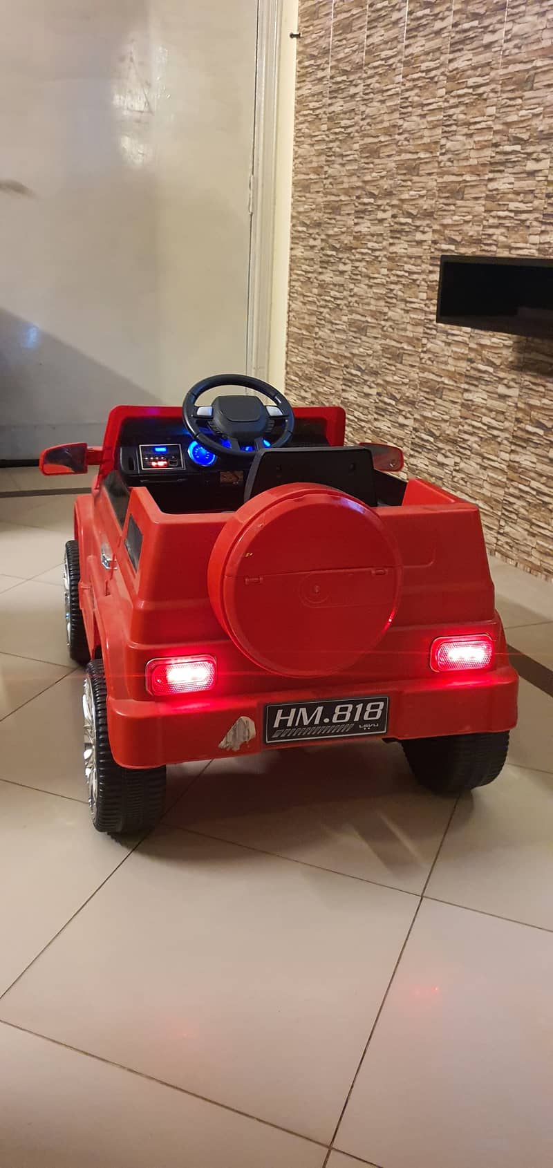 Kids Battery operated Car for sale (Battery functional) 0