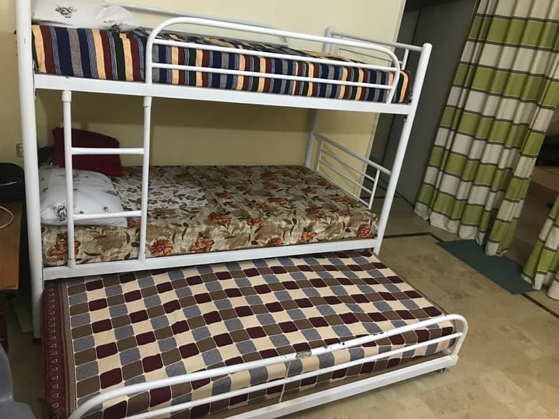 Bunk bed with new mattresses 3