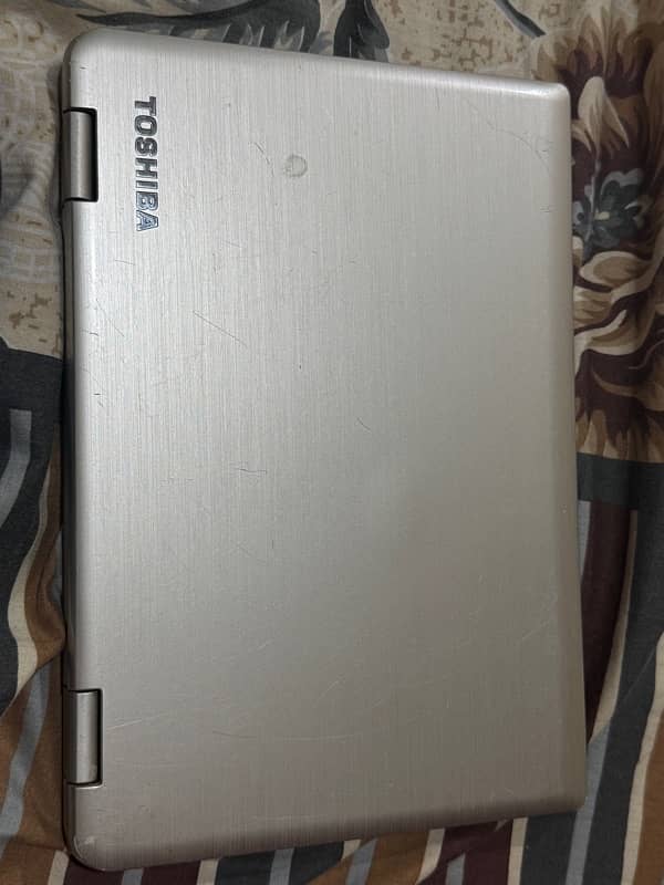 Toshiba Touch Screen Laptop 1