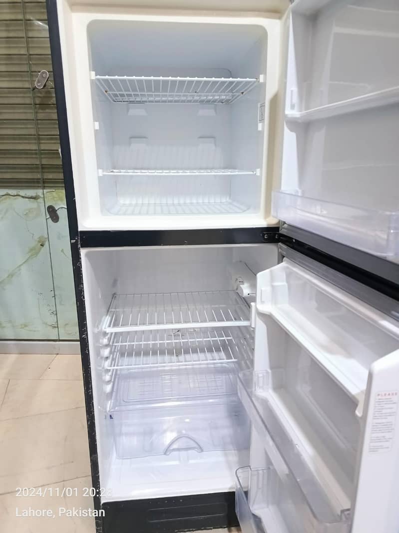 Dawlance fridge GD small size used fridge (0306=4462/443) papuset 7