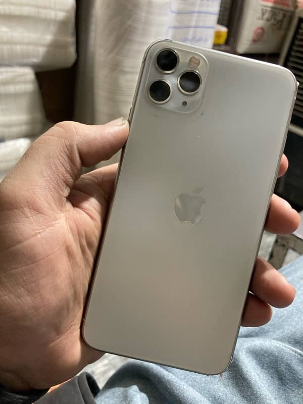 iphone 11 pro max 1