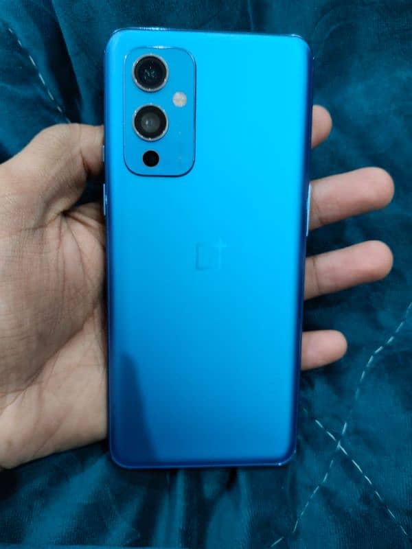 OnePlus 9 12/256 1