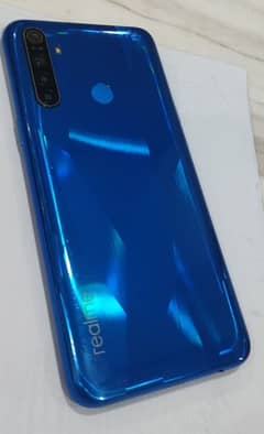 realme 5 (4+64)