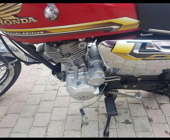 Honda 125 self start 4