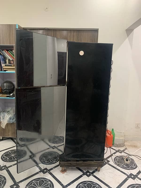 Pel medium size Refrigerator for sale 3