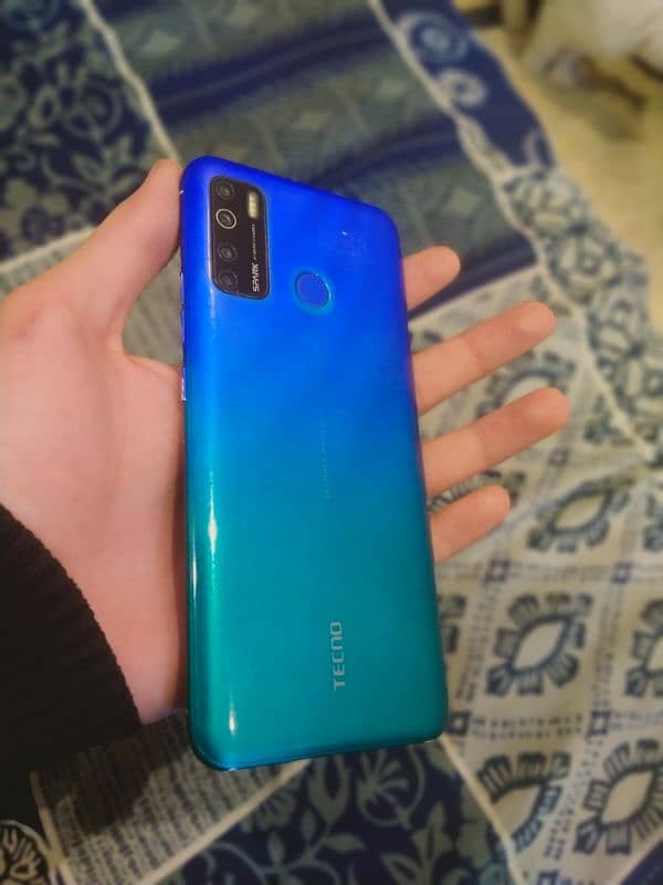 Tecno spark 5 pro 0