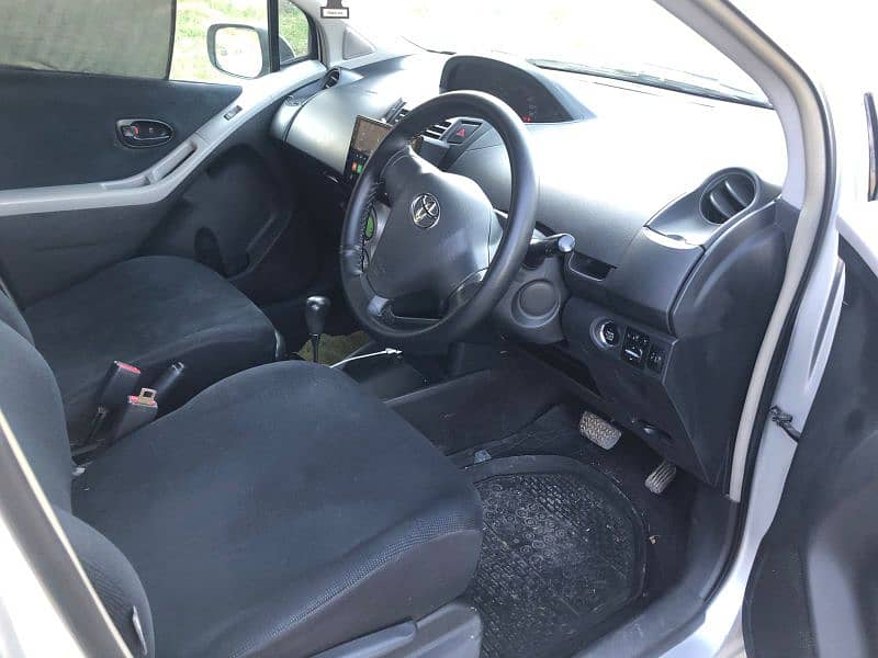 Toyota Vitz 2006 8