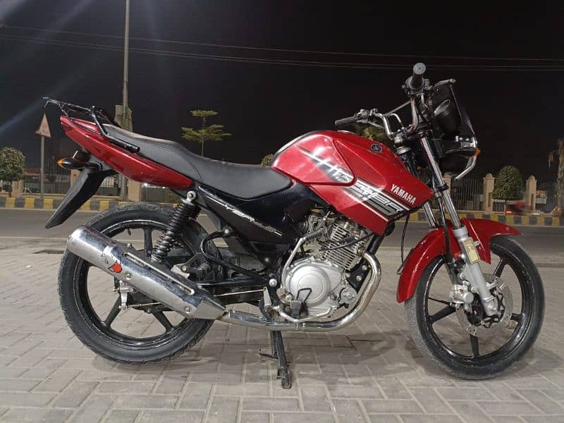 YBR 125 15 model orignal 2