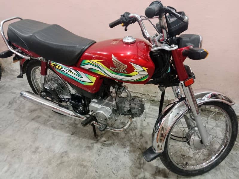 CD 70 cc model 2023 ha number Laga 4