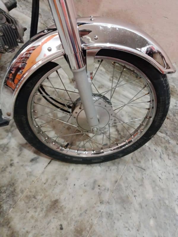 CD 70 cc model 2023 ha number Laga 8