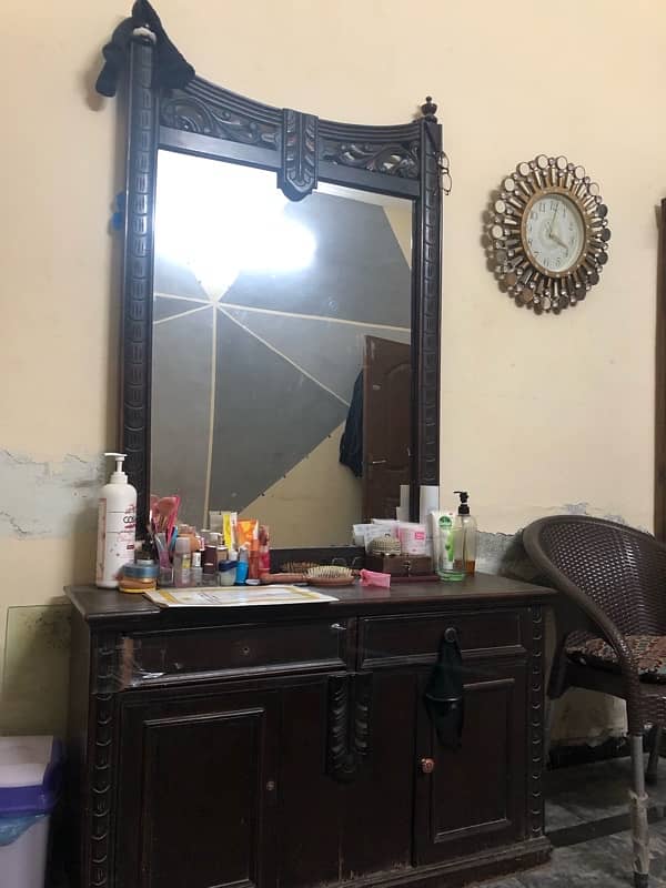 Dressing Table With 2 Side Table And Mirror 0