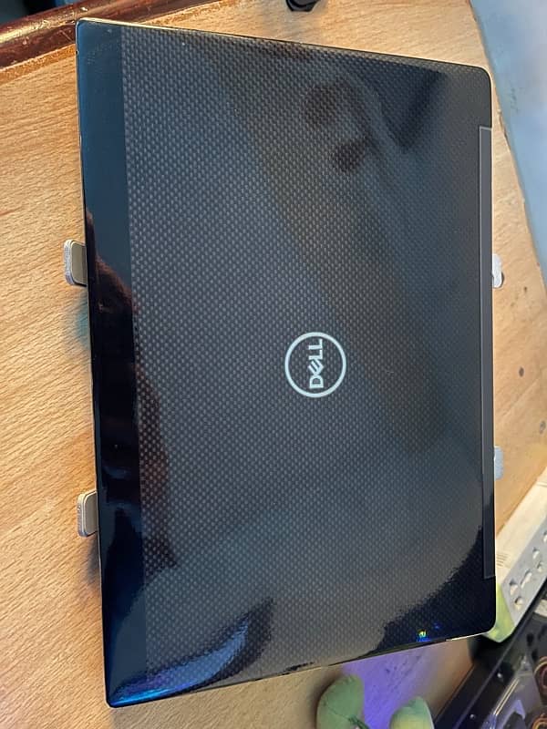 Dell Latitude 7390 i7 8th Gen | Touchscreen l Face ID | Fingerprint 6