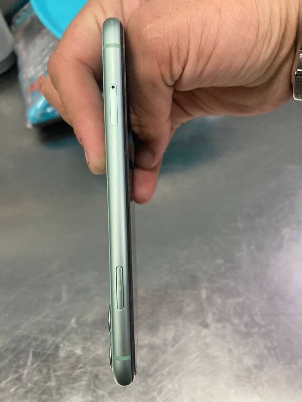 iphone 11 64 ram water pake non pta 1