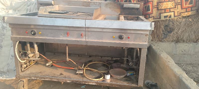 Urgent sale for friyer machine 6