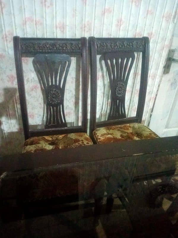 table with chairs for sale 1