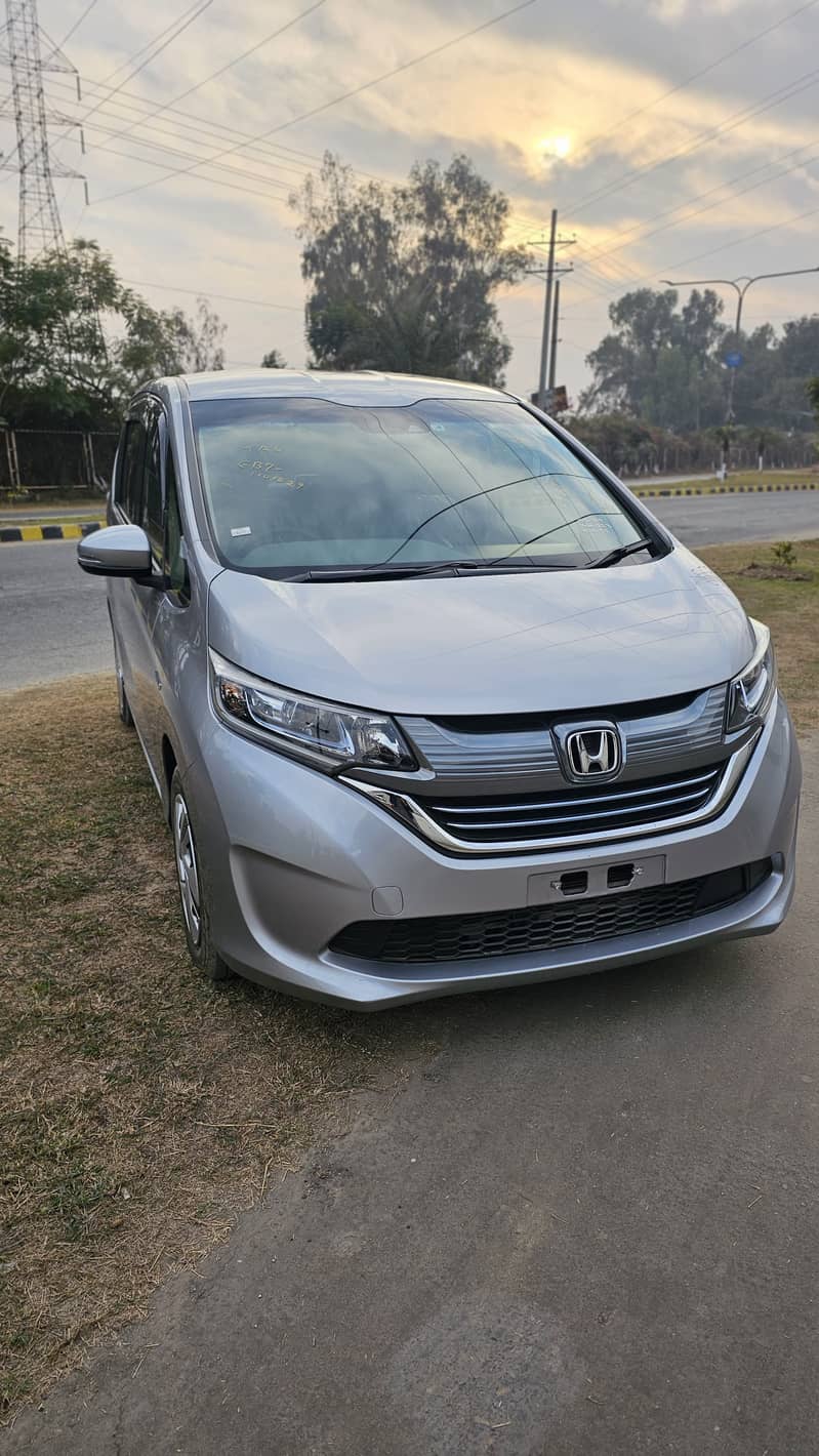 Honda Freed Hybrid 2019 3