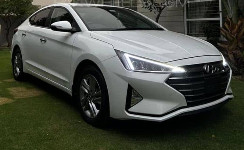 Hyundai Elantra 2021 0