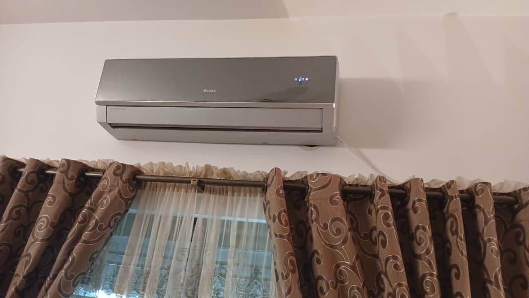 Gree 1.5 ton beautiful AC 0