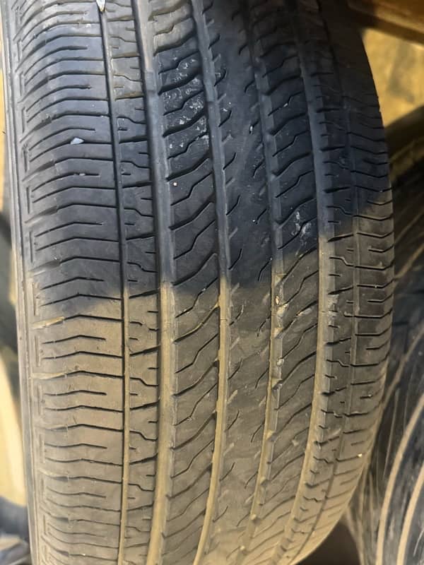 Yokohama Advan DB & Maxxis Tyres for sale civic honda corolla 2