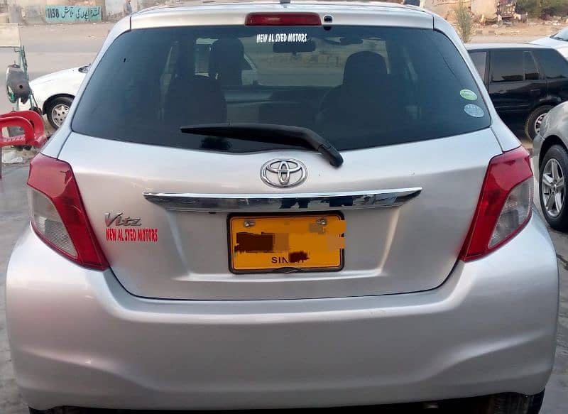 Toyota Vitz Model 2014/reg 2017 4