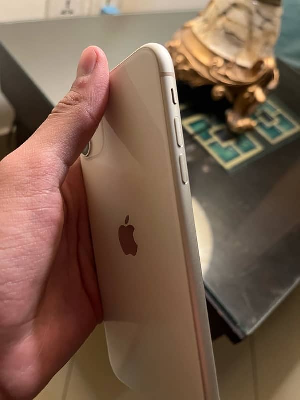 iphone 11 (pta-approved) 3