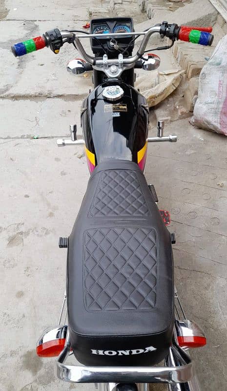 Honda 125 CG for saleCall my WhatsApp number 03244025537 1