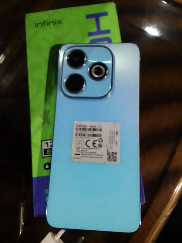 infinix hot 40i 8/128 with original box and charger original 1