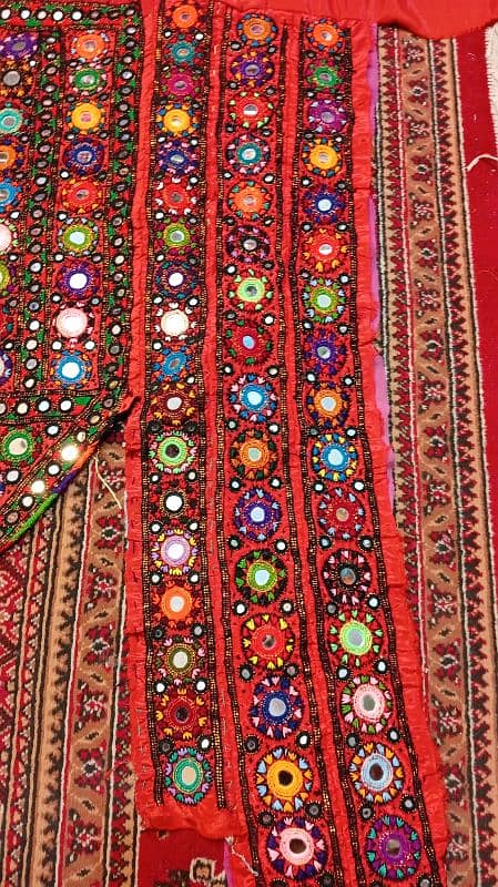 Balochi Mirror Tharo Dress ( بلوچی شیشہ ٹھڑو) 2