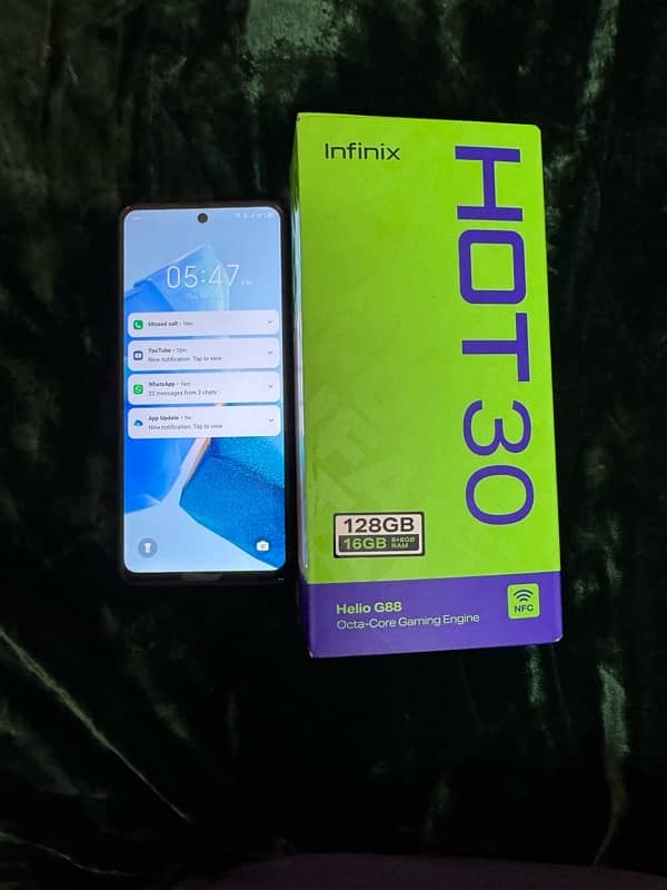 Infinix hot 30 8+8 /128 gb 13