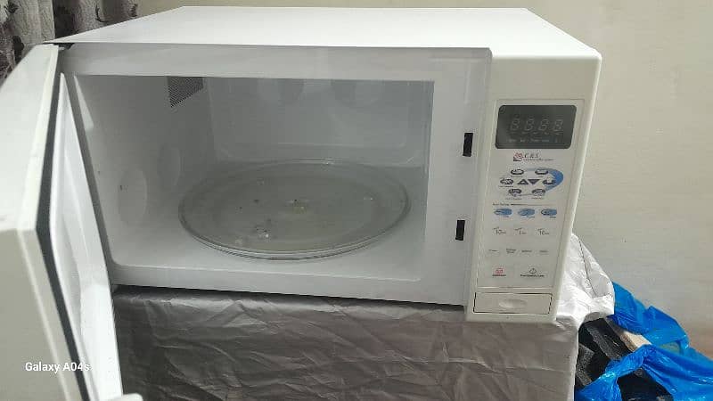 dowlance microwave oven new but without box 1