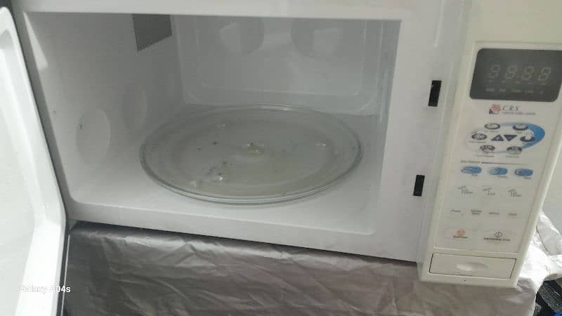 dowlance microwave oven new but without box 2