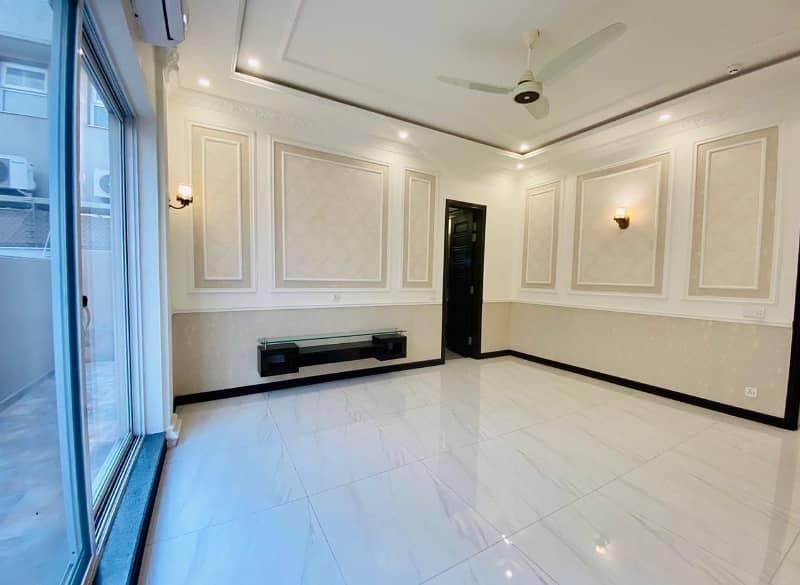 1 Kanal Slightly Used House for Rent in DHA Lahore Phase 6 Near City School 20