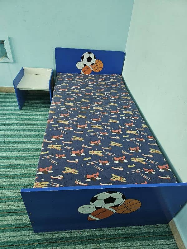 single bed 0