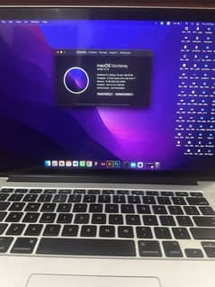 MacBook pro 2015 15.4 inch display