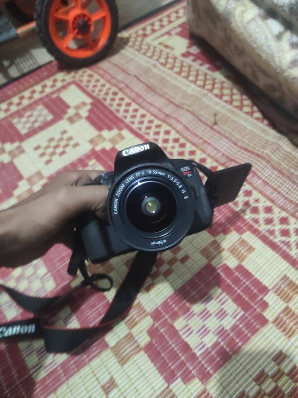 Canon EOS Rebel T4i (650d) 2