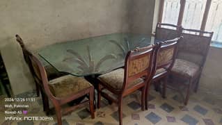 Dining Table with 6 chair's Good Condition