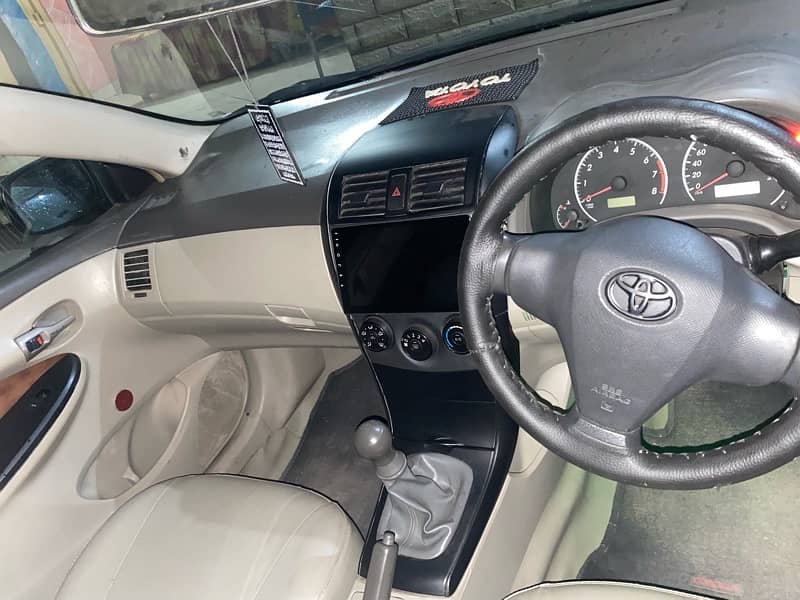 Toyota Corolla XLi 2010 5