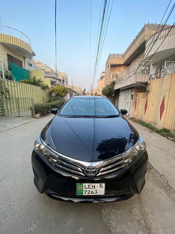 Toyota Corolla Altis 2015 1