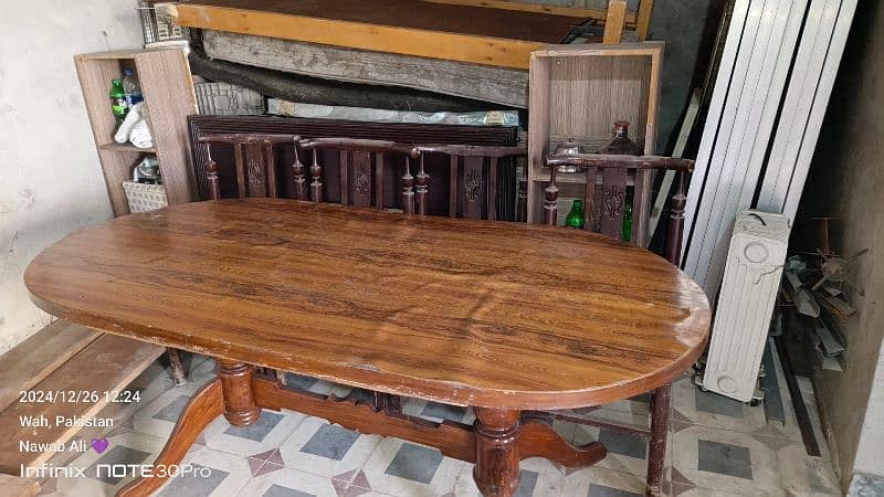 Dining Table with 6 chair's 0