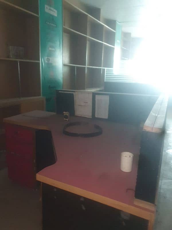 OFFICE TABLE'S AND CABINETS 4