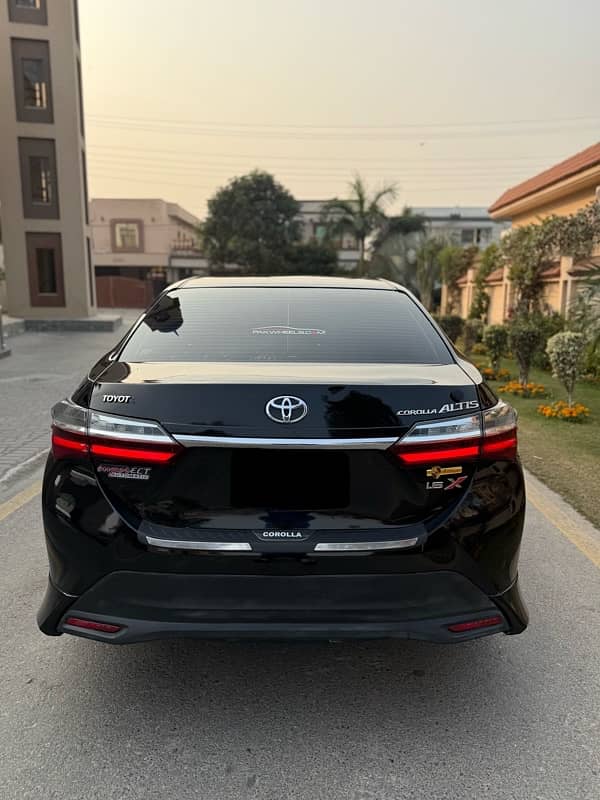 Toyota Corolla GLI 2015 4