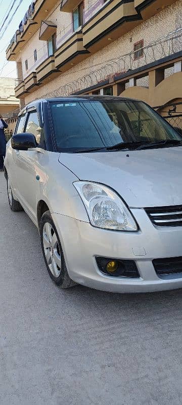 Suzuki Swift 2011 4