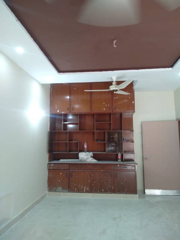 10 marla beautiful lower portion for rent allama iqbal town lahore 2