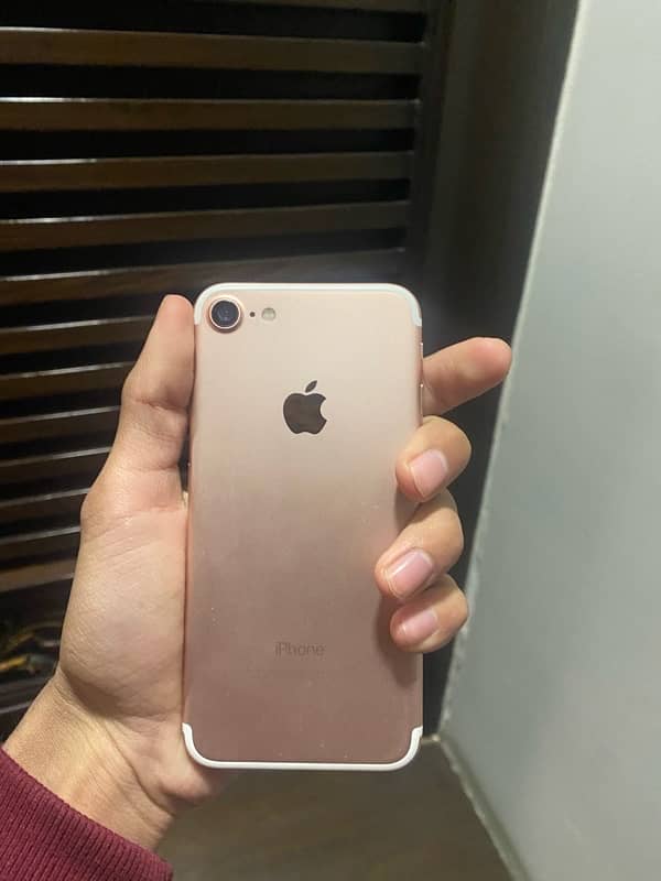 iPhone 7 128 gb urgent sale 1