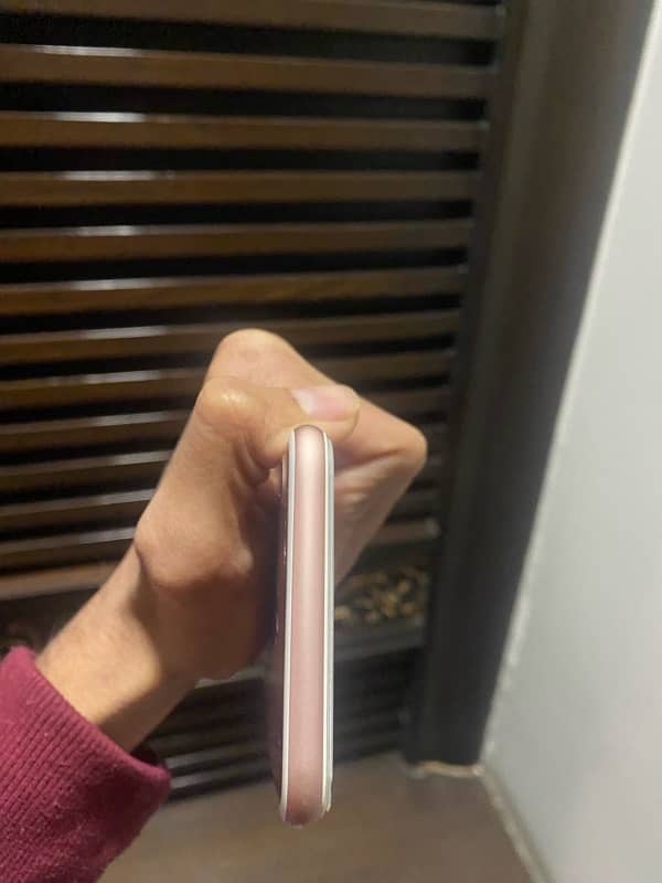 iPhone 7 128 gb urgent sale 4