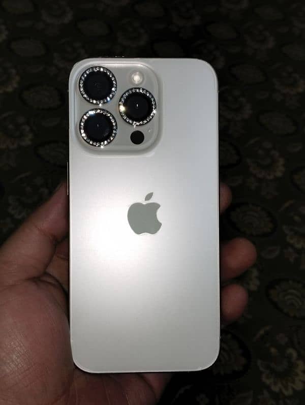 iphone 15 pro 1