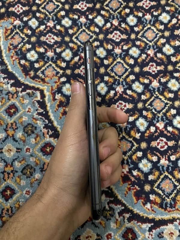 iphone 11 pro max jv 256 gb 84 health waterpack sirf nahi hay 3