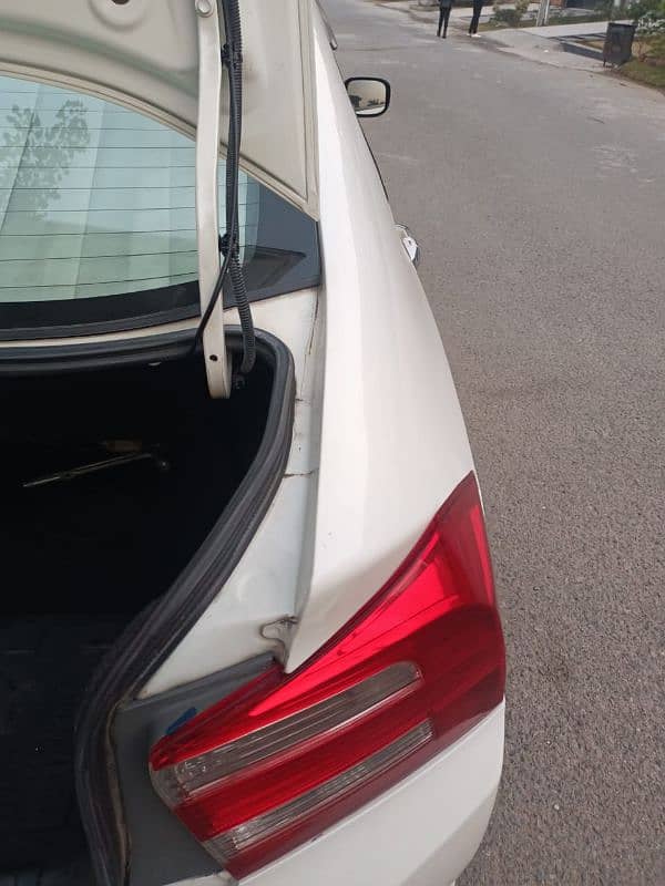 Honda City IVTEC 2019 Model 1.3 bumper to bumper original first owner 1