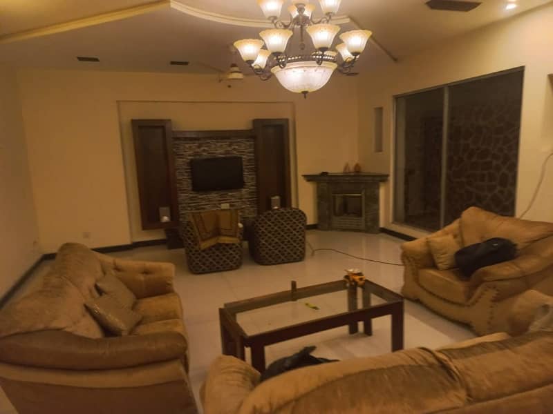 1 Kanal 1 Marla Corner House For Sale at Wapda Town Lahore 8