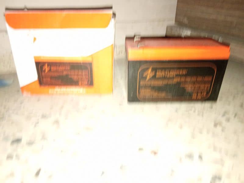 Battery & Battery charger 1